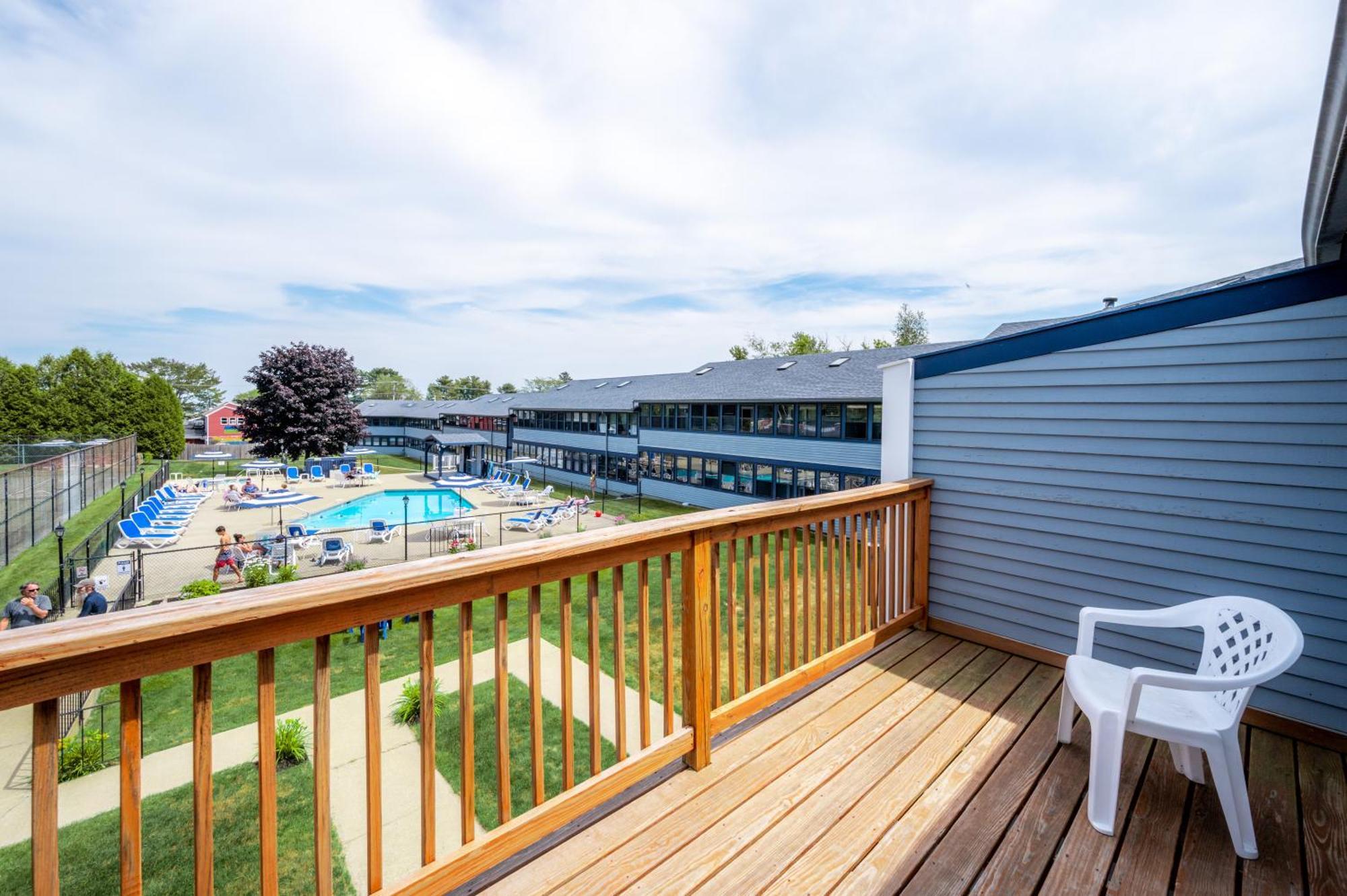 Nautical Mile Resort Wells Exterior foto